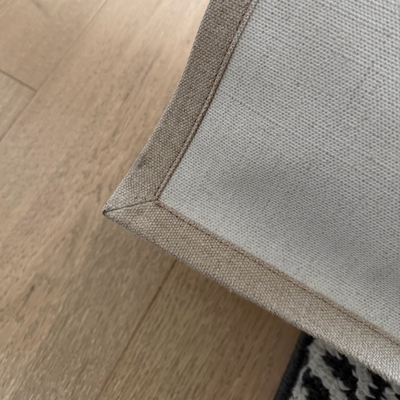 Saint Laurent Rive Gauche Beige Shopping Tote - Picture 14 of 15